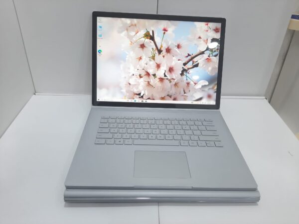 Surface book 2